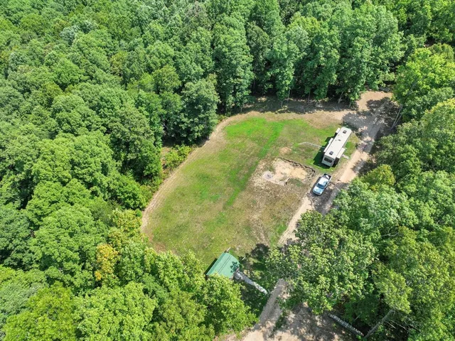 $499,000 | 208 Kro Hollow Road, Hohenwald, TN 38462