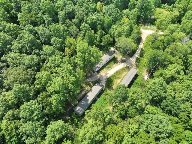 $499,000 | 208 Kro Hollow Road, Hohenwald, TN 38462