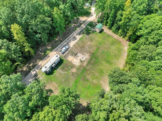 $499,000 | 208 Kro Hollow Road, Hohenwald, TN 38462