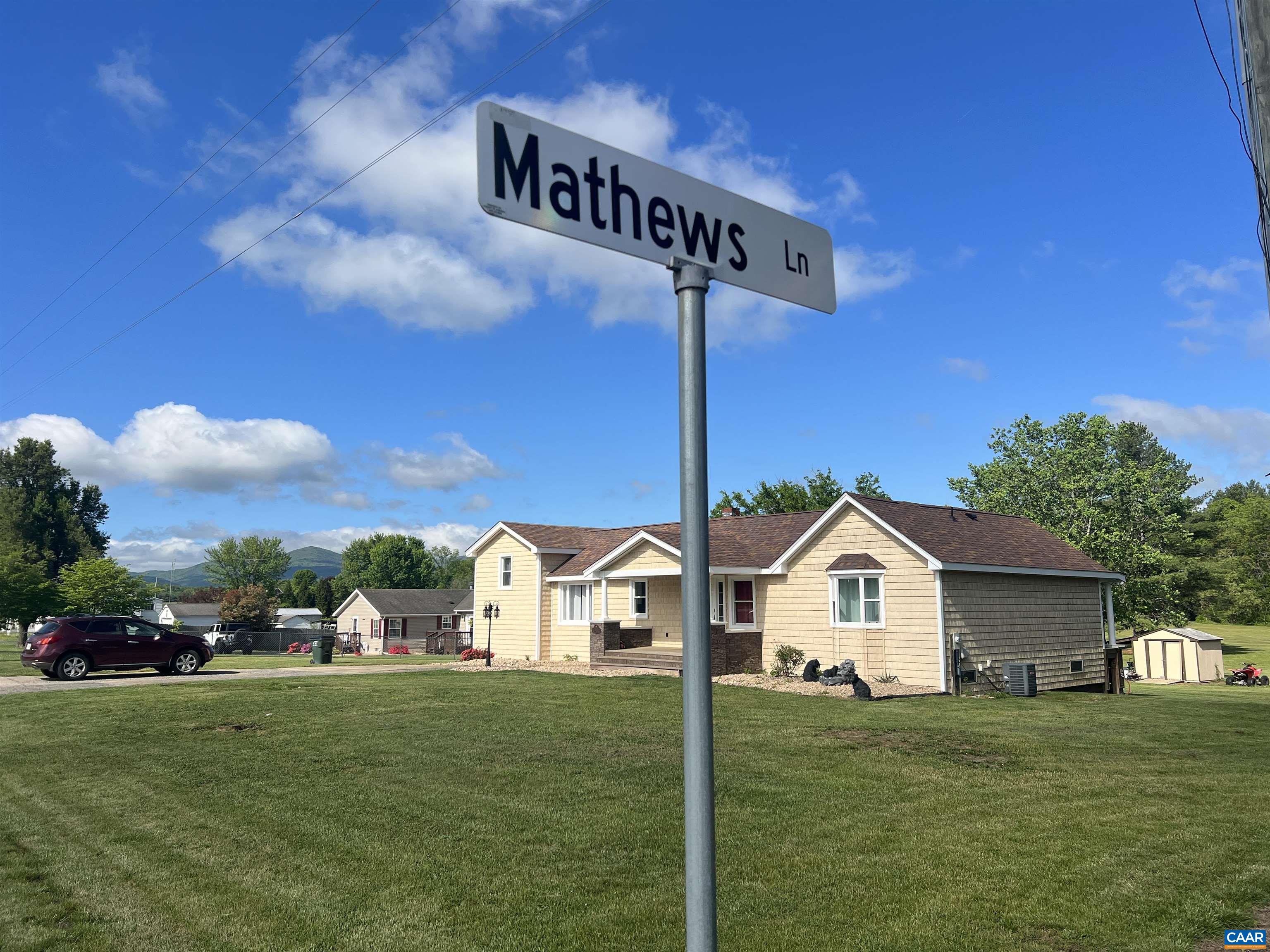 19 Mathews Lane Lyndhurst, VA 22952 - Photo 2 of 70 a view of a house with a yard