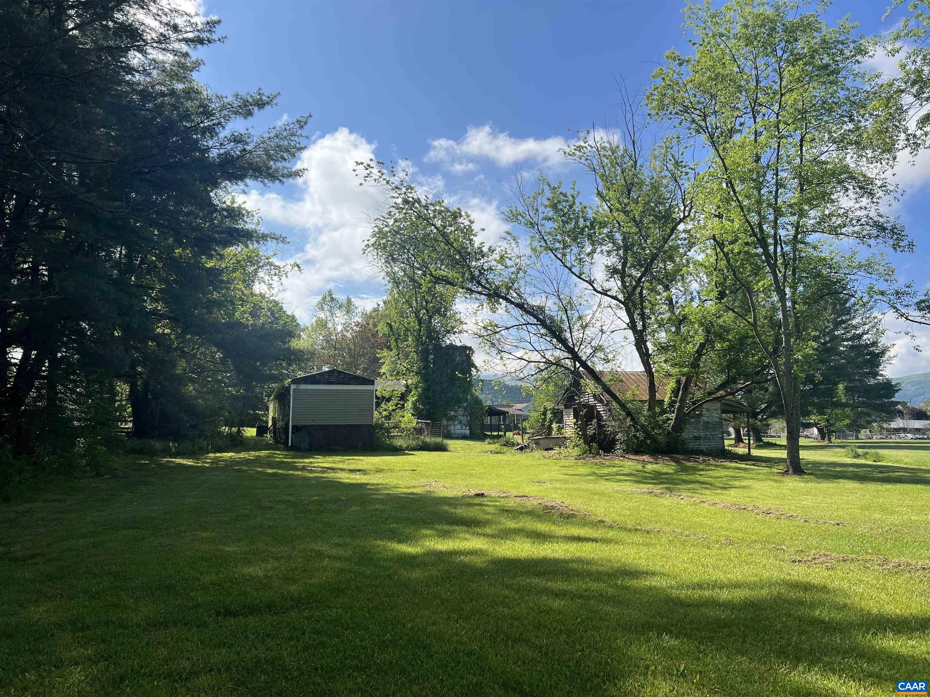 19 Mathews Lane Lyndhurst, VA 22952 - Photo 30 of 70 a view of a swimming pool with a big yard
