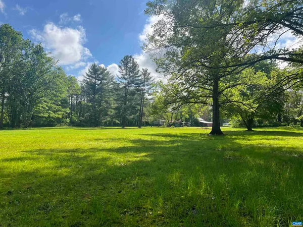 $250,000 | 19 Mathews Lane, Lyndhurst, VA 22952