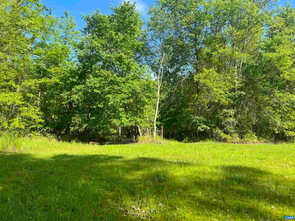 $250,000 | 19 Mathews Lane, Lyndhurst, VA 22952