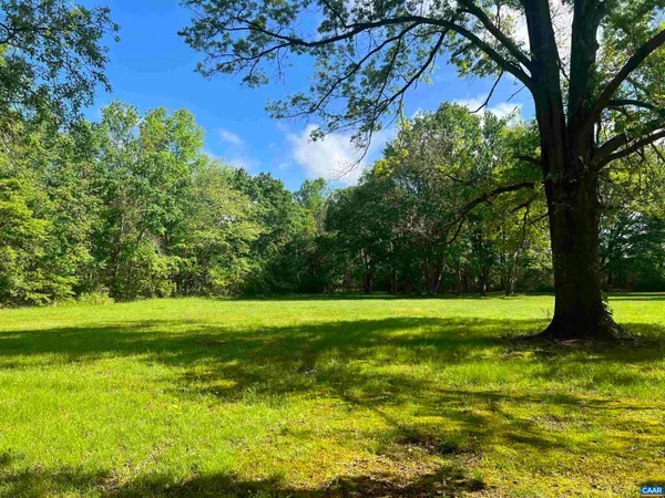 $250,000 | 19 Mathews Lane, Lyndhurst, VA 22952