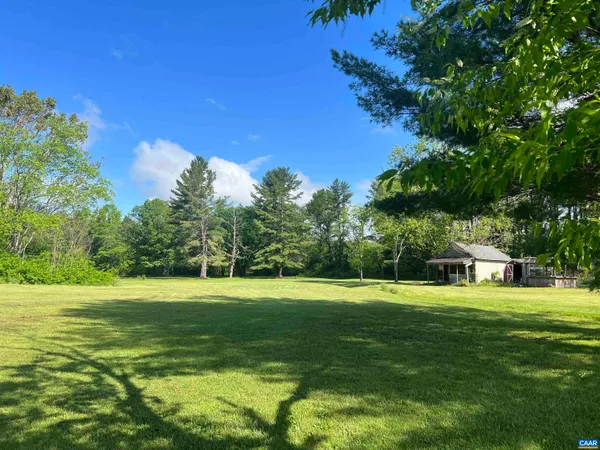 $250,000 | 19 Mathews Lane, Lyndhurst, VA 22952