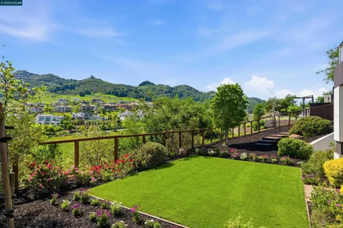 $4,195,000 | 11 Bigleaf Road, Orinda, CA 94563