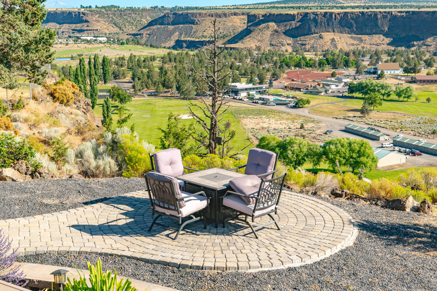 5532 Southwest Rim Road Terrebonne, OR 97760 - Photo 9 of 67 Views of Golf Course