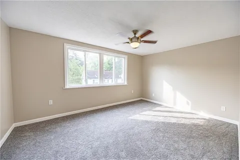 $250,000 | 12 Belmont Avenue, Finleyville, PA 15332