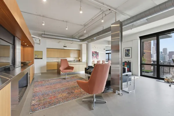 $6,500 | 1530 South State Street, Unit 16G, Chicago, IL 60605