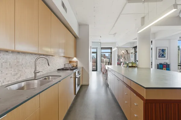 $6,500 | 1530 South State Street, Unit 16G, Chicago, IL 60605