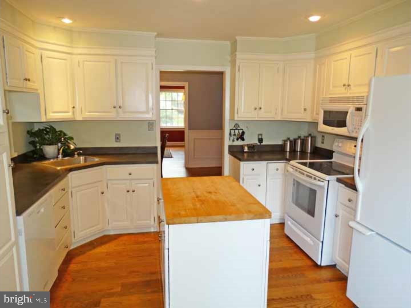 10 Kenmore Road Yardley, PA 19067 - Photo 10 of 25 Gallery Image 10