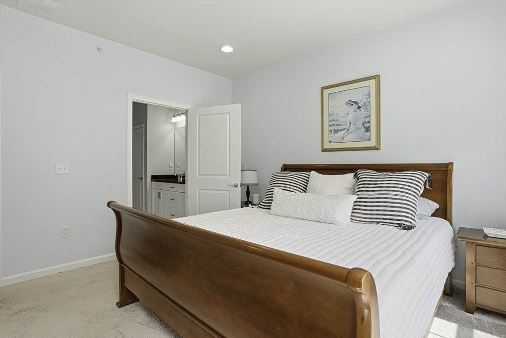 8 Jackson Drive, Unit 8 Upton, MA 01568 - Photo 21 of 41