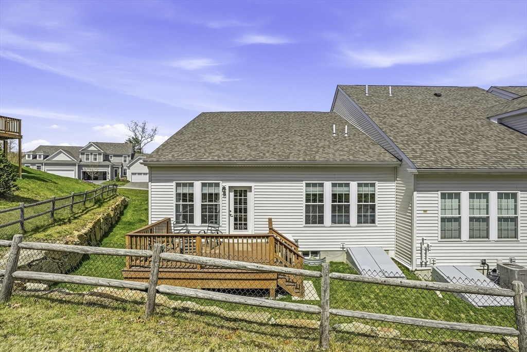 8 Jackson Drive, Unit 8 Upton, MA 01568 - Photo 38 of 41