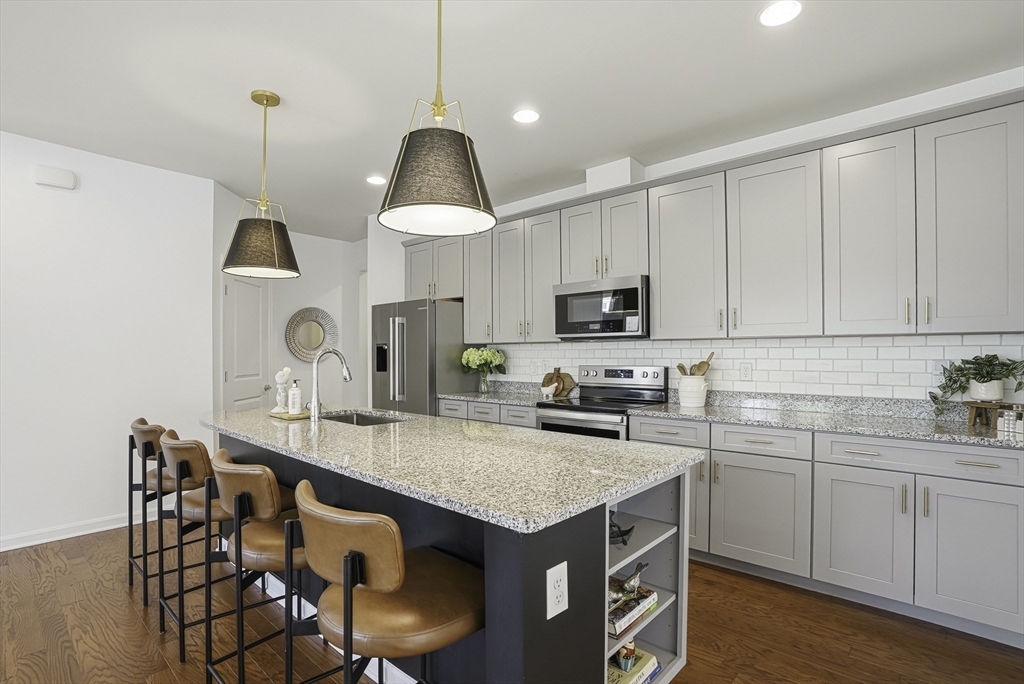 8 Jackson Drive, Unit 8 Upton, MA 01568 - Photo 4 of 41