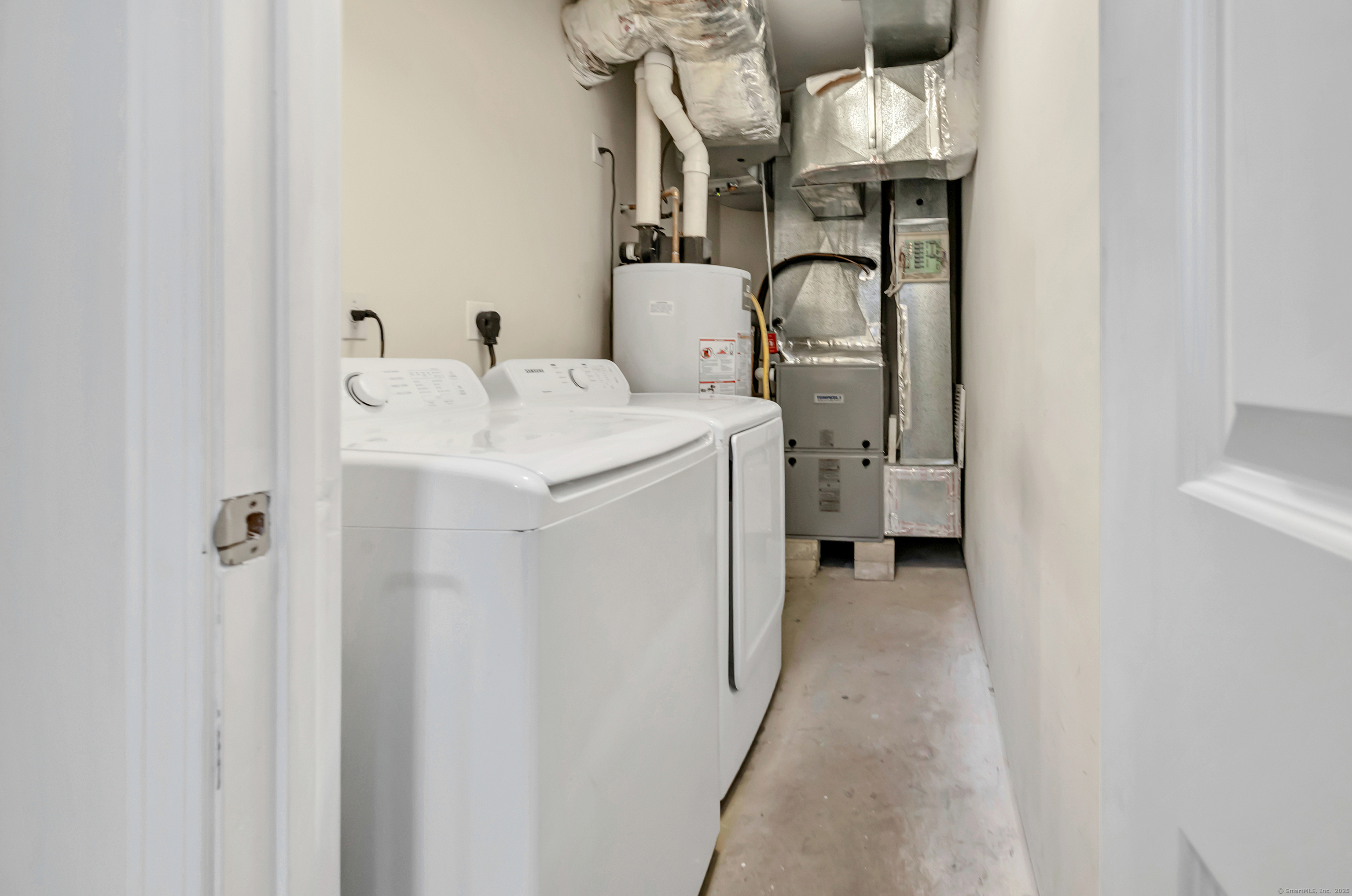 365 Platt Street Bridgeport, CT 06606 - Photo 17 of 29