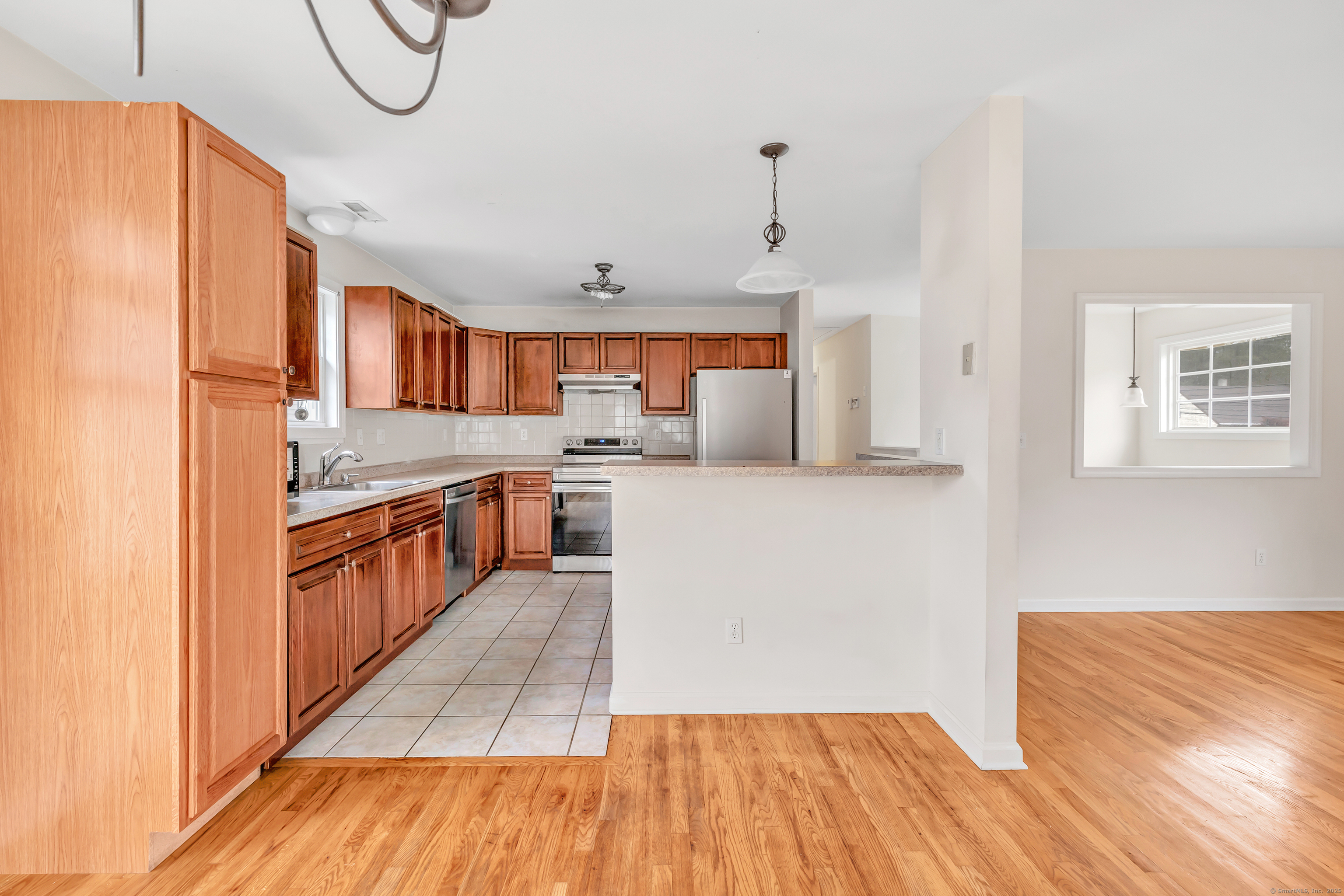 365 Platt Street Bridgeport, CT 06606 - Photo 21 of 29