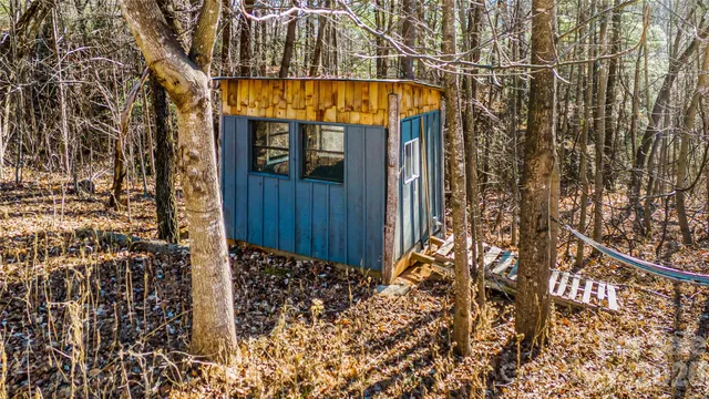 $210,000 | 910 Summit Ridge Road, Purlear, NC 28665