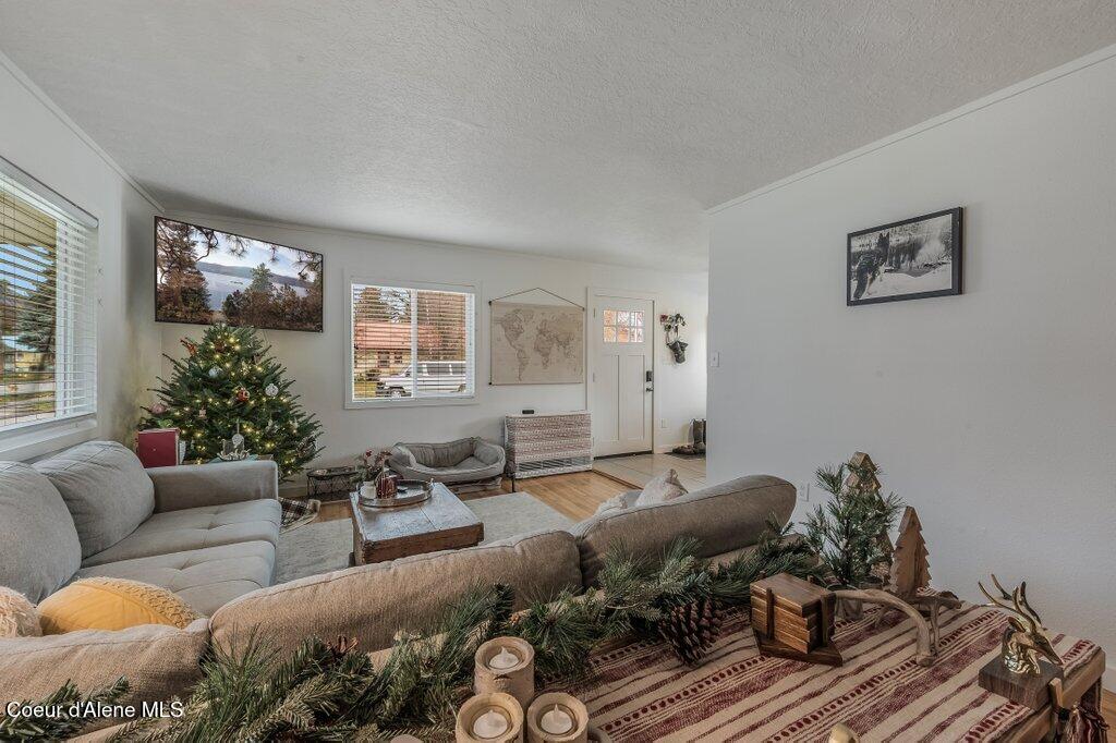 522 North Boyer Avenue Sandpoint, ID 83864 - Photo 8 of 42 --8.jpg-SMALL