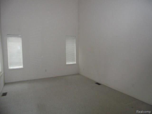 7356 Homestead Road Ypsilanti, MI 48197 - Photo 11 of 25 DSC05163.JPG