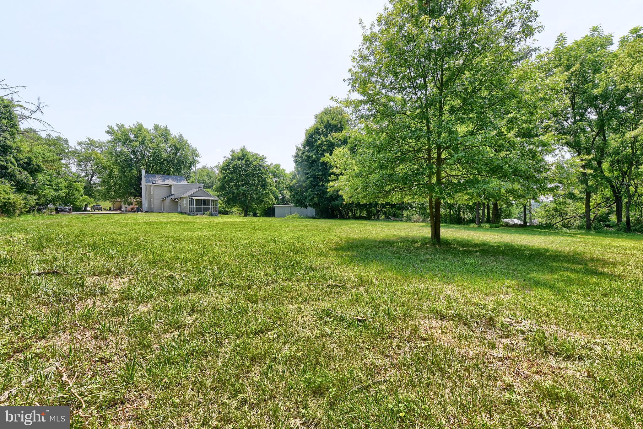 21 North York Road Dillsburg, PA 17019 - Photo 33 of 36