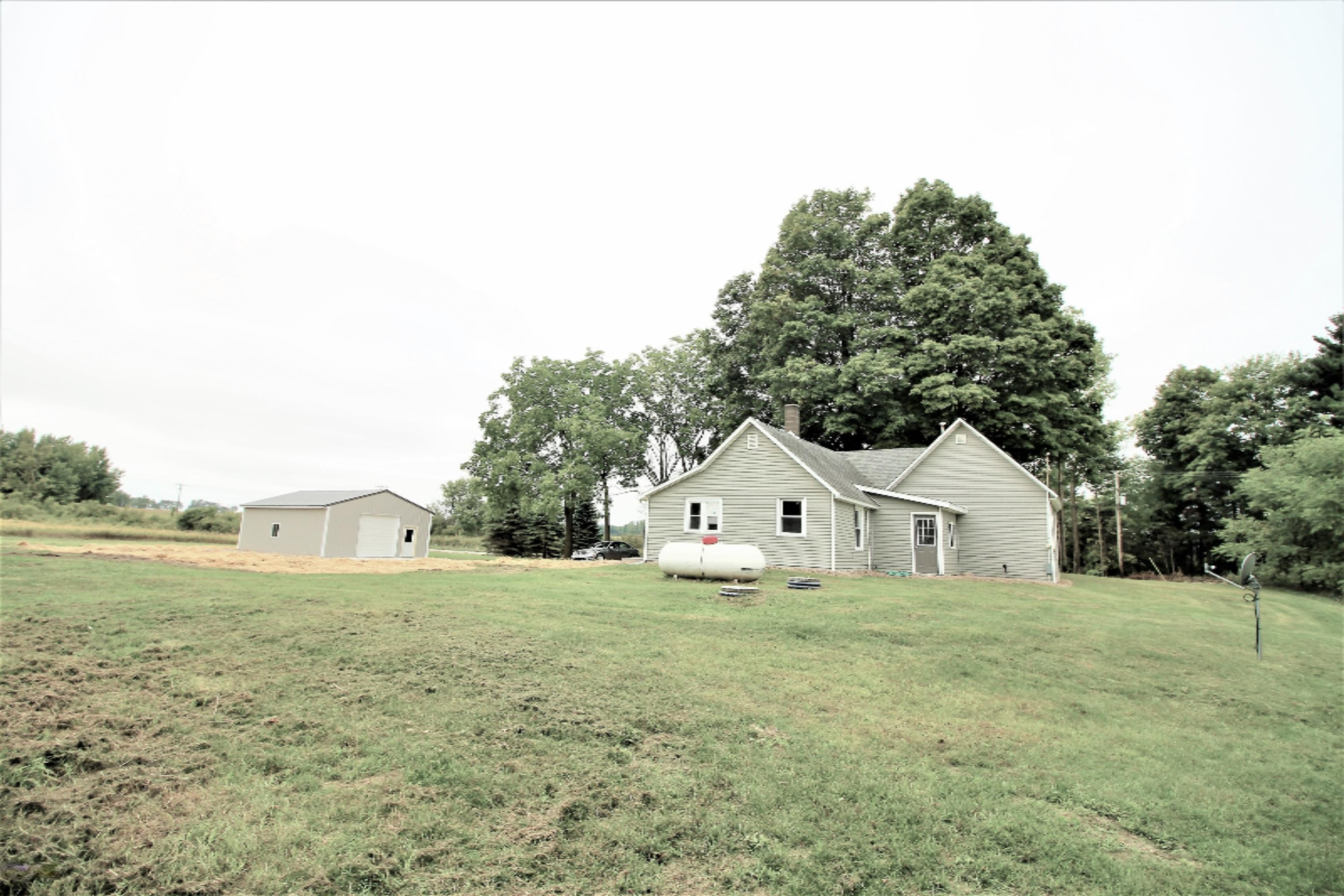 2076 Wyman Road Northeast Stanton, MI 48888 - Photo 2 of 20 IMG_7998