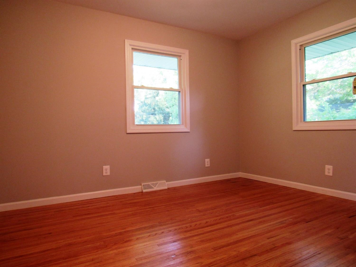 9552 Pitman Road Ypsilanti, MI 48197 - Photo 9 of 21 Photo 9