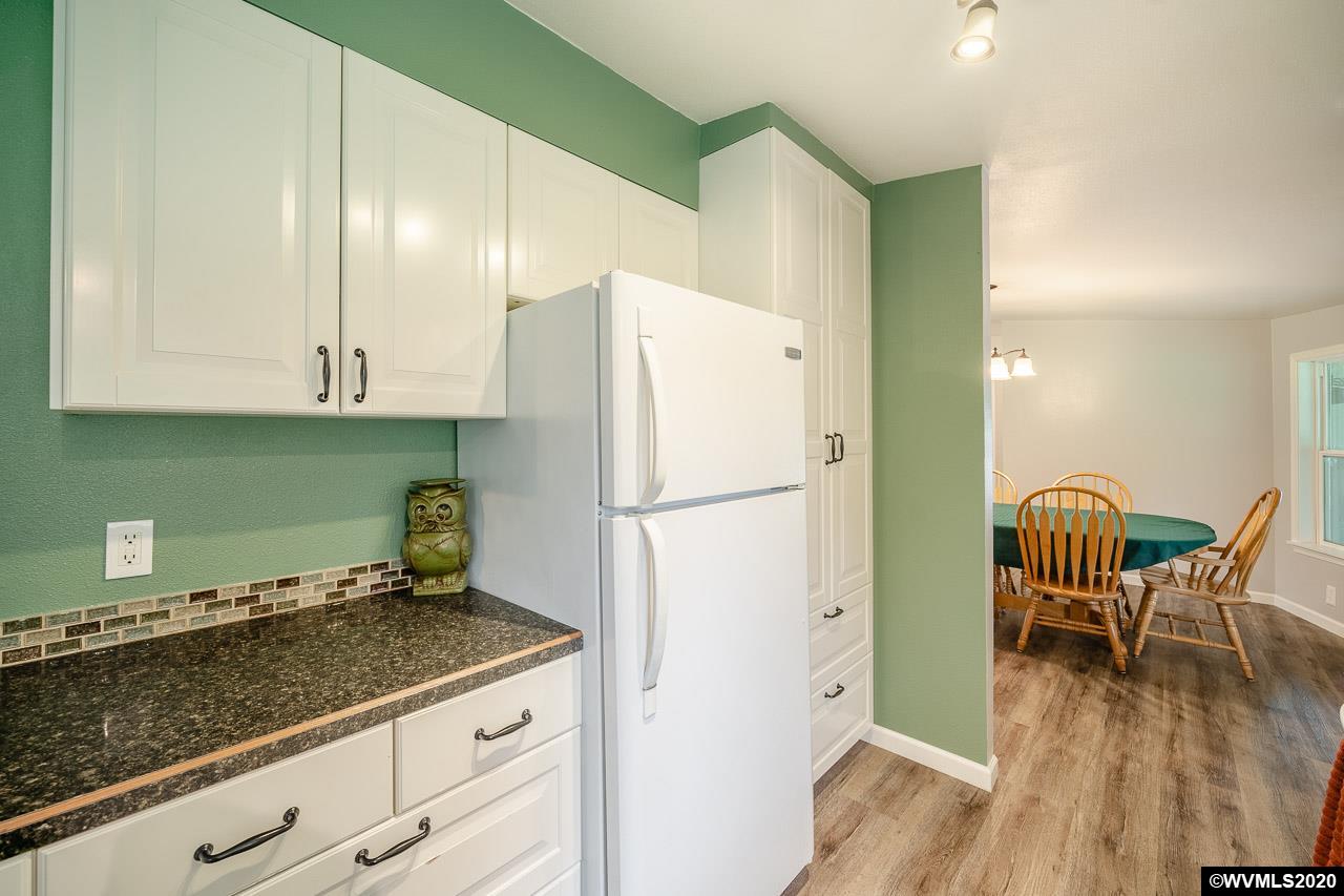 45915 River Loop Lyons, OR 97358 - Photo 19 of 41 Gallery Image 19