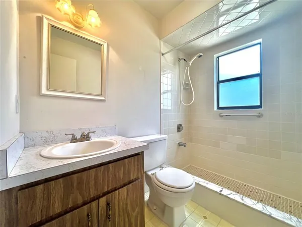 $1,700 | 17 Jamaica Street, Homosassa, FL 34446