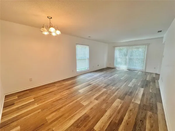 $1,700 | 17 Jamaica Street, Homosassa, FL 34446