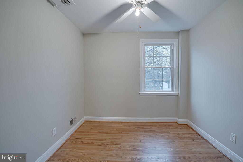 6471 Blenheim Road Baltimore, MD 21212 - Photo 36 of 50 BD3 - Perfect Home Office - Work remotely
