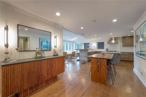 $1,299,000 | 132 Lakeshore Drive West, Lake Quivira, KS 66217