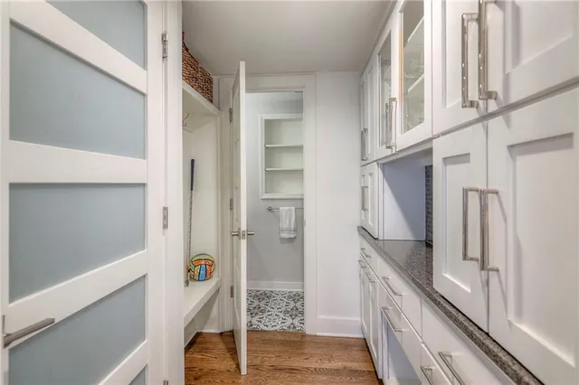 $1,299,000 | 132 Lakeshore Drive West, Lake Quivira, KS 66217