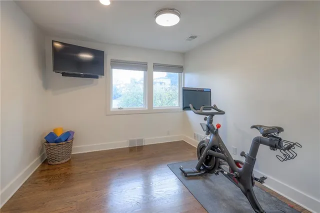 $1,299,000 | 132 Lakeshore Drive West, Lake Quivira, KS 66217