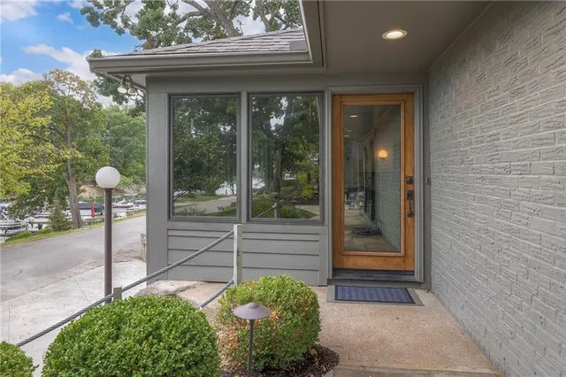 $1,299,000 | 132 Lakeshore Drive West, Lake Quivira, KS 66217