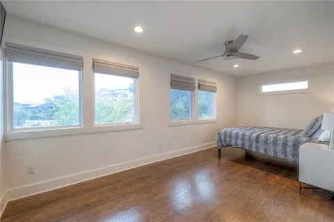 $1,299,000 | 132 Lakeshore Drive West, Lake Quivira, KS 66217