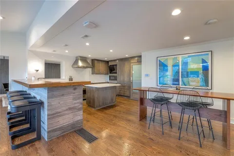 $1,299,000 | 132 Lakeshore Drive West, Lake Quivira, KS 66217