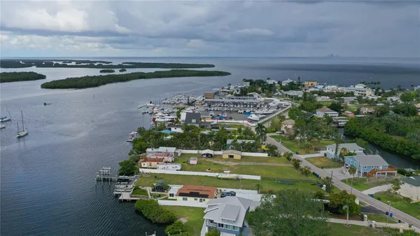 an aerial view of a house having yard