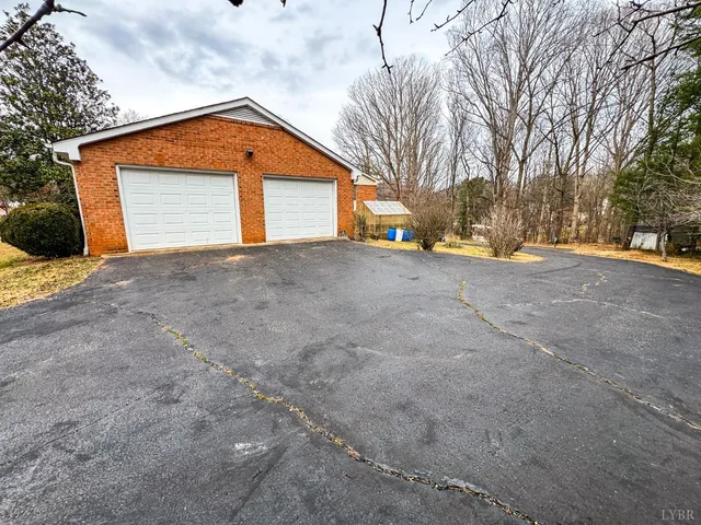 $469,999 | 88 Jean Place, Evington, VA 24550