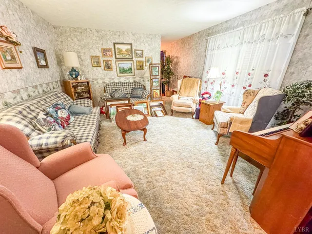 $469,999 | 88 Jean Place, Evington, VA 24550