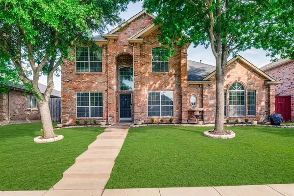 $355,000 | 119 Maywood Drive, Rockwall, TX 75032