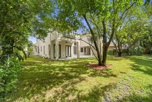 $1,199,000 | 10404 Trianon Place, Wellington, FL 33449