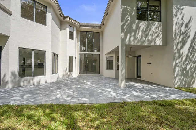 $1,199,000 | 10404 Trianon Place, Wellington, FL 33449