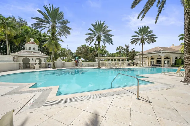 $1,199,000 | 10404 Trianon Place, Wellington, FL 33449