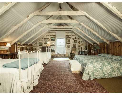 31 Nubble Road York, ME 03909 - Photo 20 of 22 Other. Magnificent third floor space...