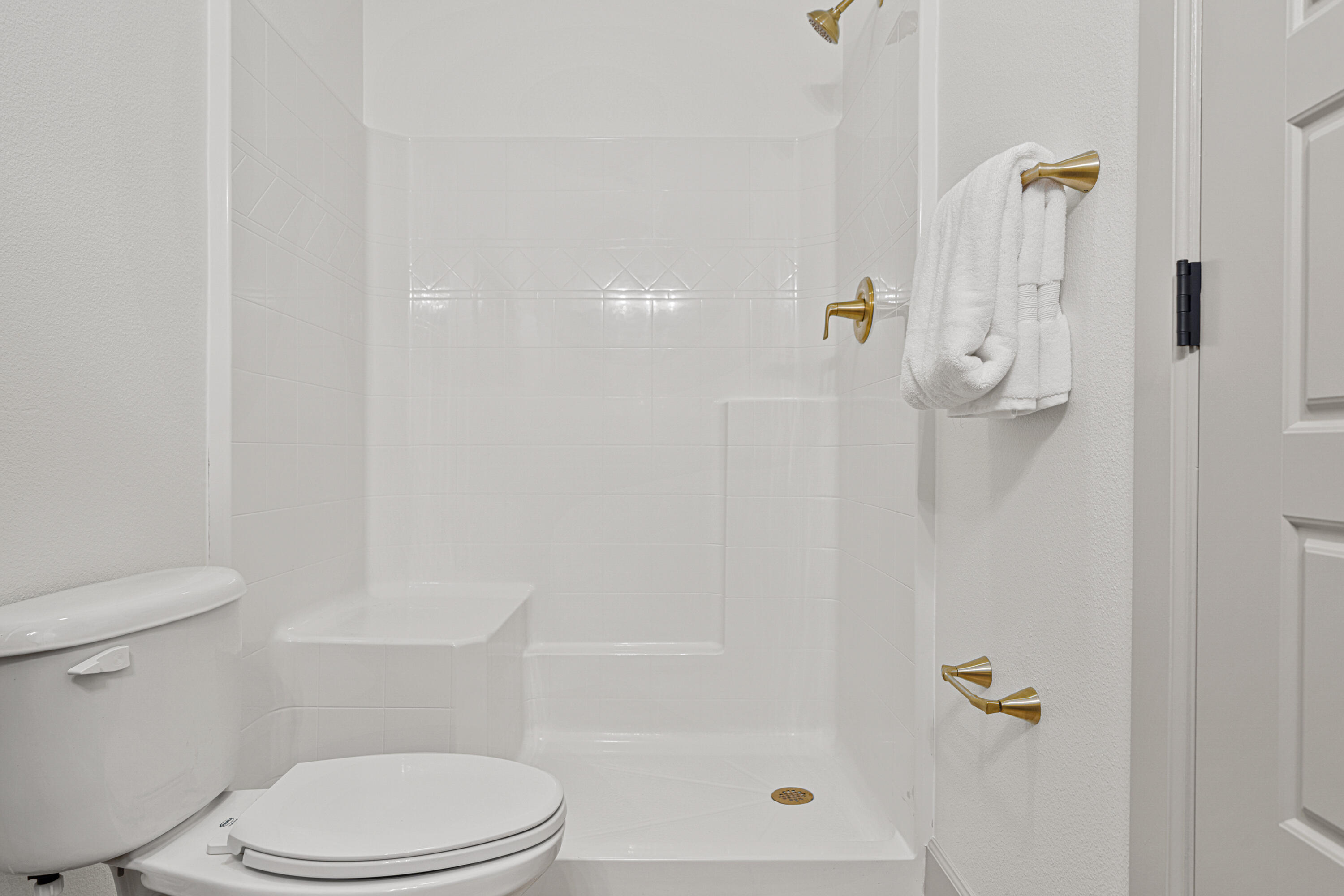 6301 Antigone Circle Crestview, FL 32536 - Photo 59 of 82 a white toilet sitting next to a bath tub