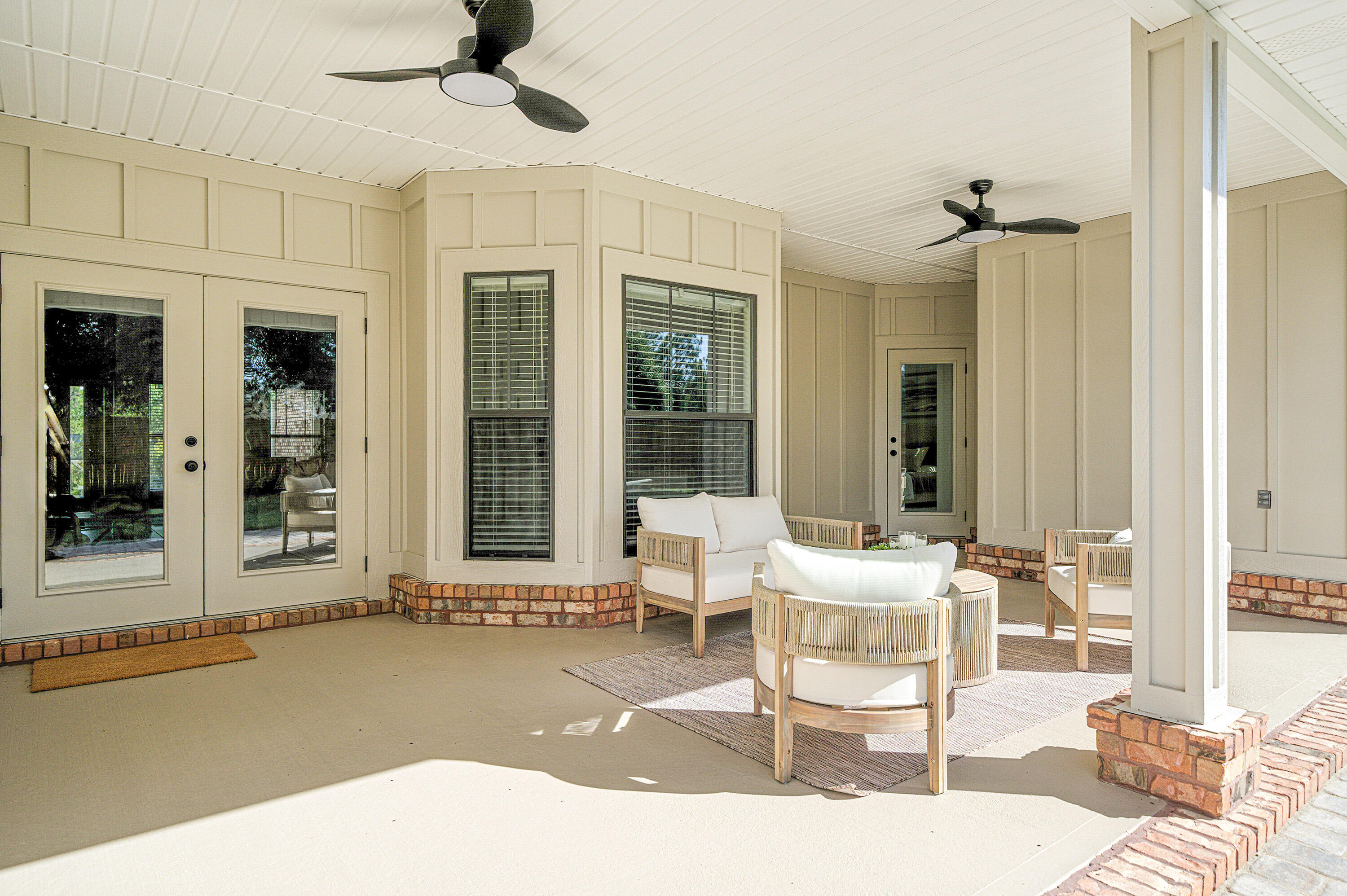 6301 Antigone Circle Crestview, FL 32536 - Photo 66 of 82 a chair and a table in a balcony