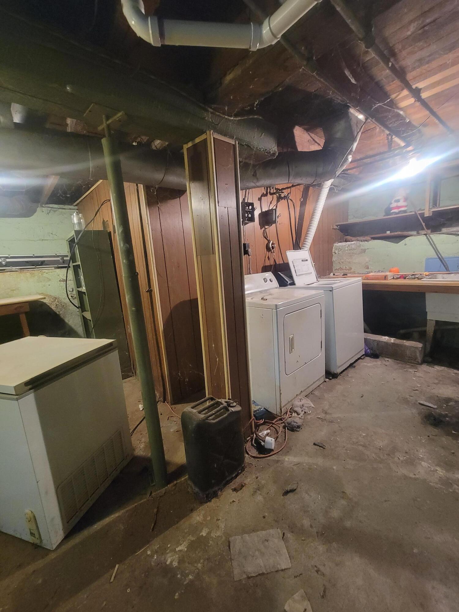 224 South Ruggles Street Bronson, MI 49028 - Photo 11 of 11 20260309_122452