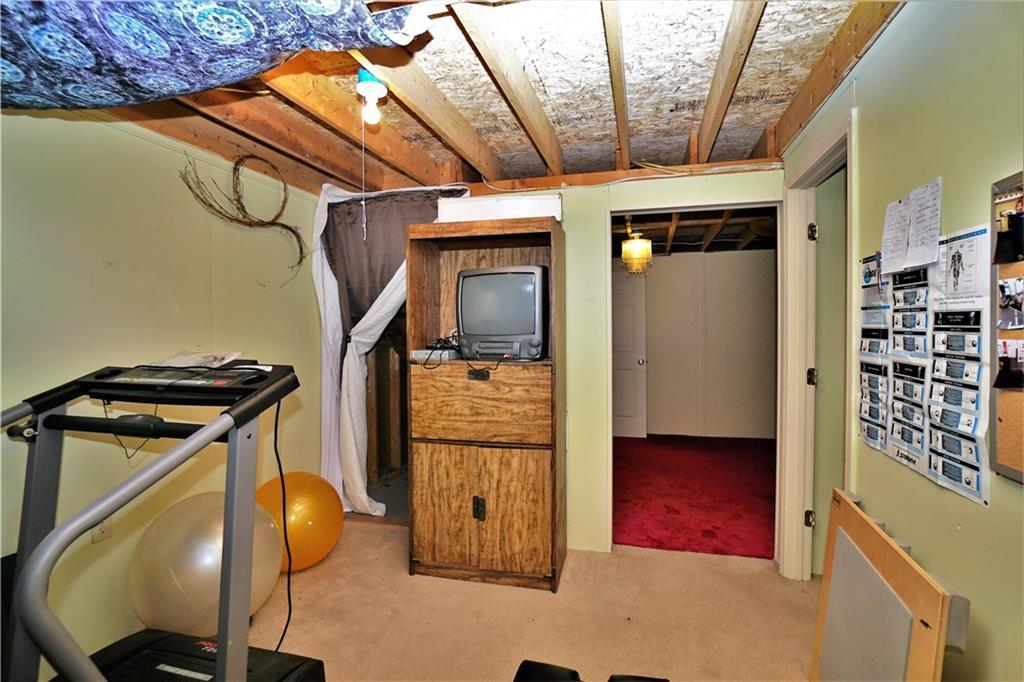 286 Gray Road Windham, ME 04062 - Photo 18 of 30 Basement partially finished workout...