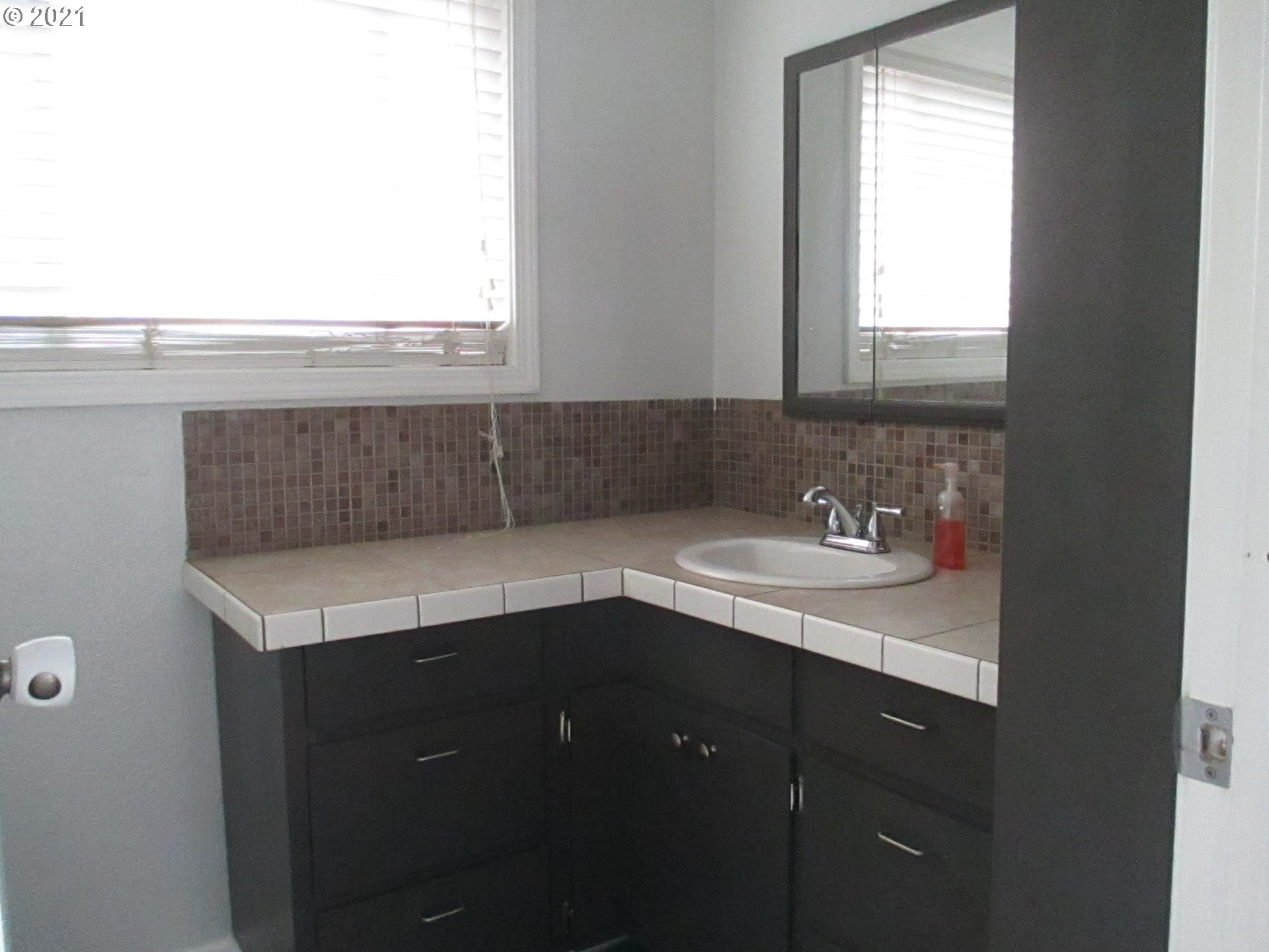 425 Southwest Walnut Street Willamina, OR 97396 - Photo 16 of 22 Gallery Image 16