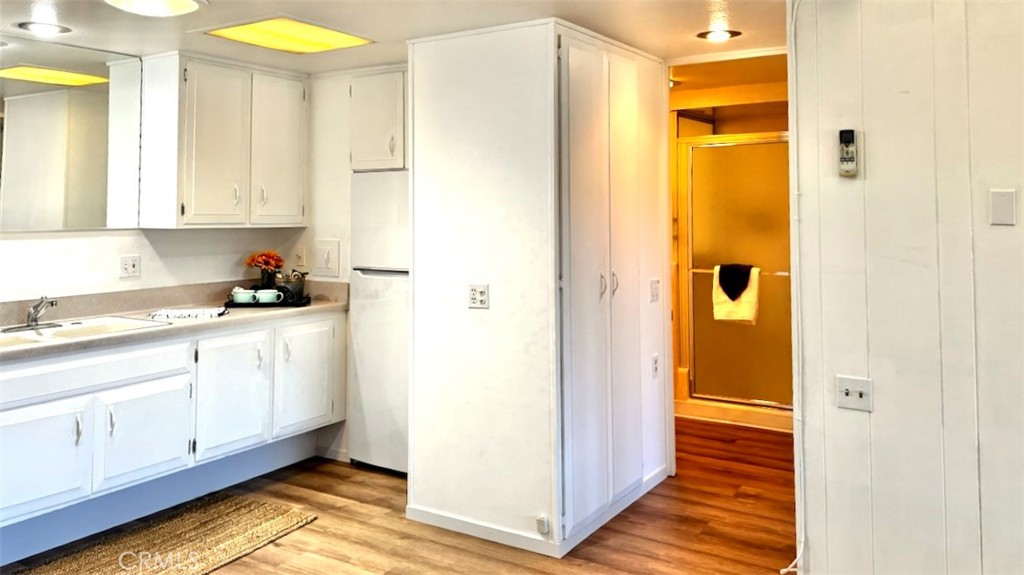 1181 Oakmont Road Seal Beach, CA 90740 - Photo 21 of 30